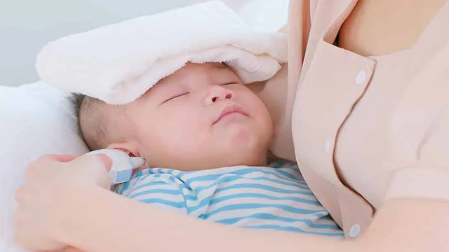 Tips Menurunkan Demam pada Anak